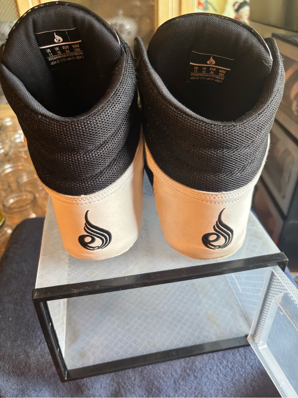 Men's Ryder Wear Boxing Shoe in Black and White Sz 11
